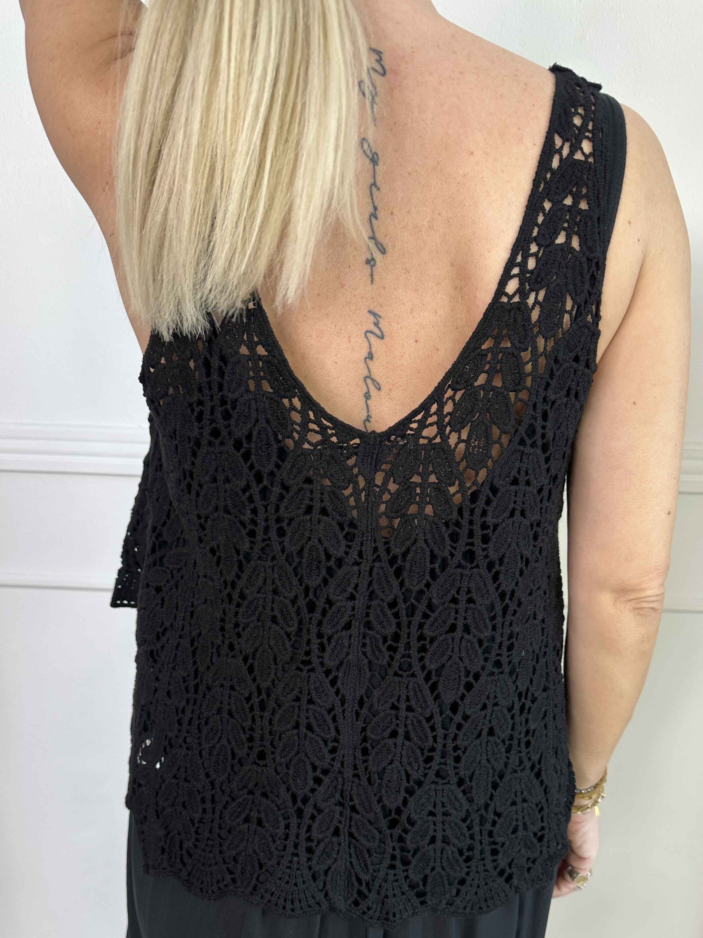 Ida - Söt broderad bomullstopp